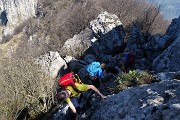 Anello Monte Ocone (1410 m) e Corna Camozzera (1452 m) dal Pertus (1300 m) l’8 aprile 2017 - FOTOGALLERY